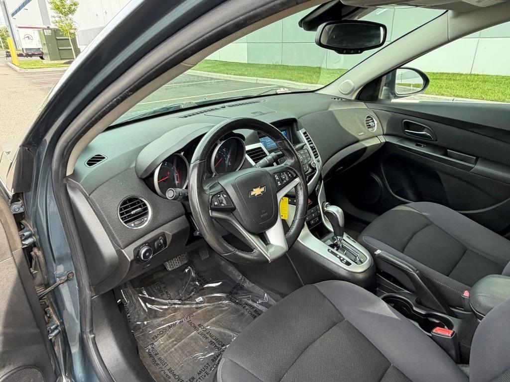 Chevrolet Cruze 4dr Sdn LT w/1LT 2012