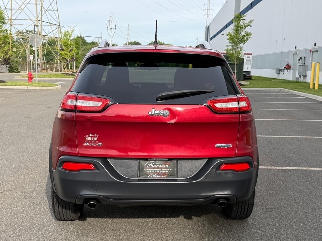 Jeep Cherokee 4WD 4dr Latitude 2014