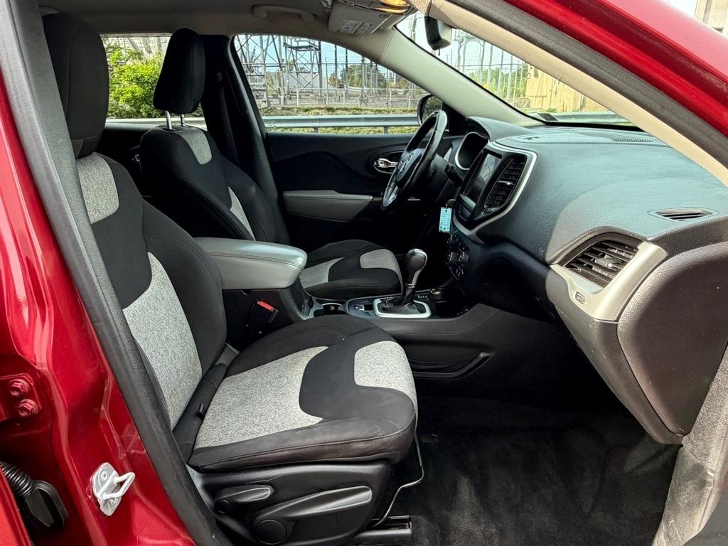 Jeep Cherokee 4WD 4dr Latitude 2014