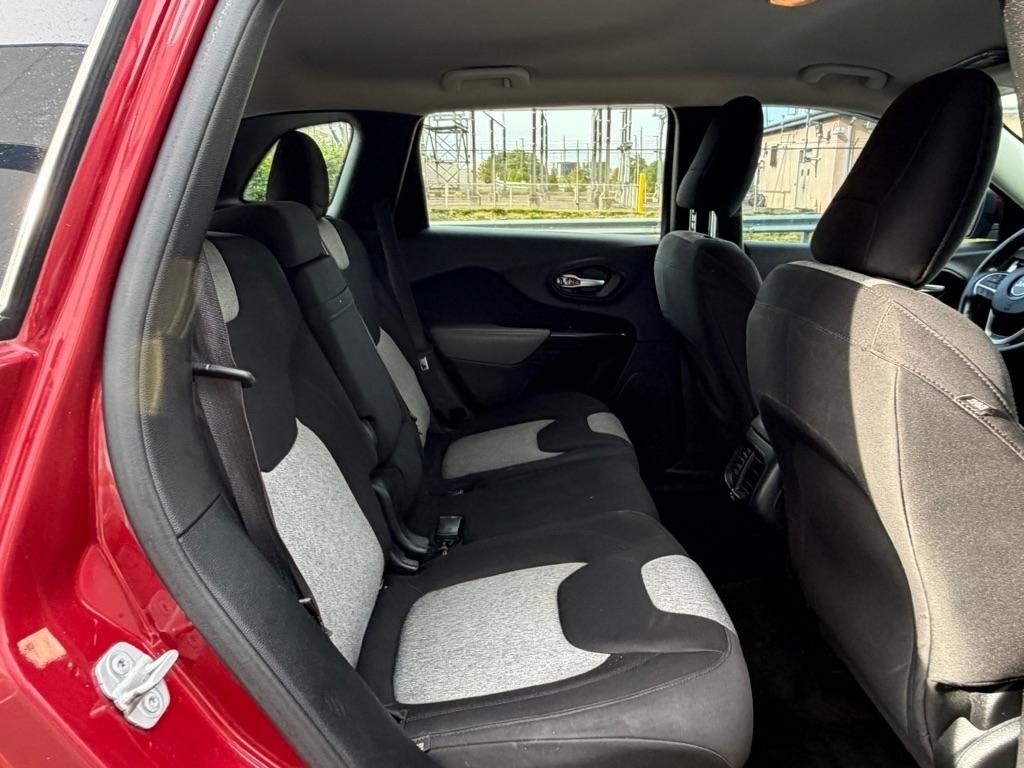 Jeep Cherokee 4WD 4dr Latitude 2014