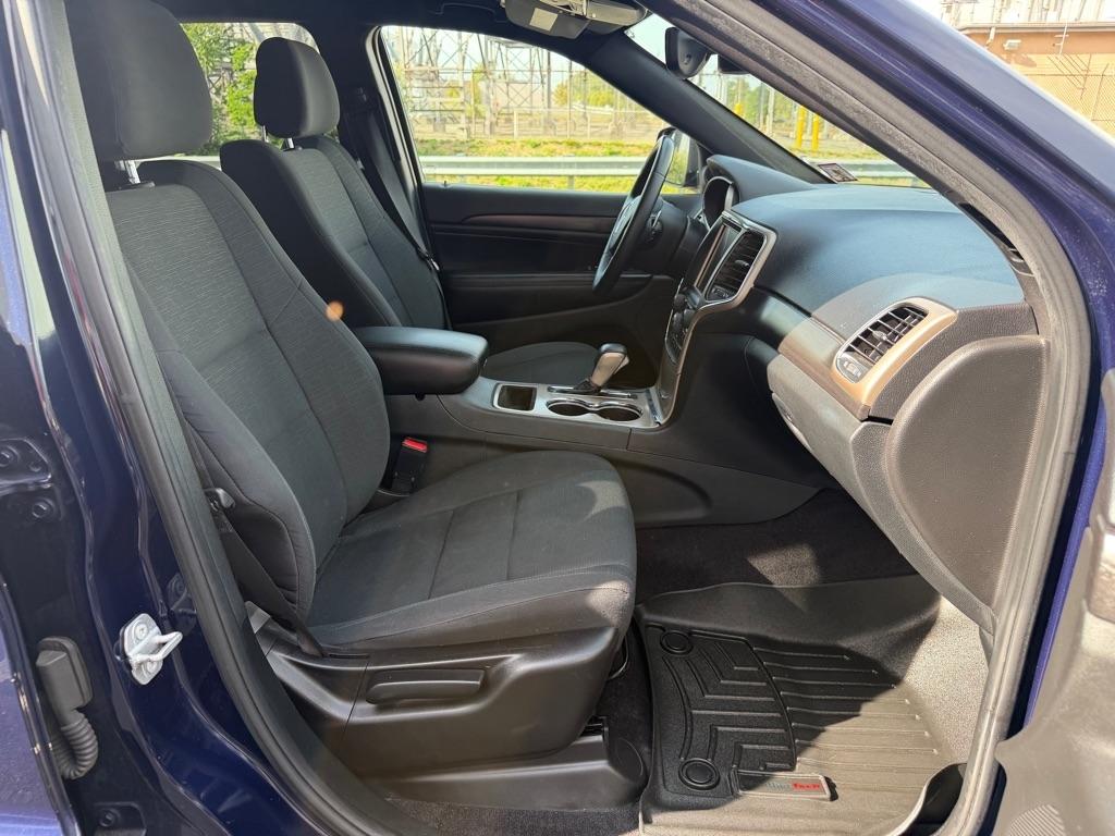Jeep Grand Cherokee Laredo 4x4 2017