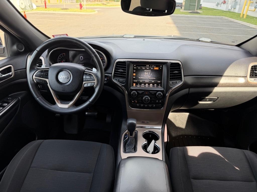 Jeep Grand Cherokee Laredo 4x4 2017