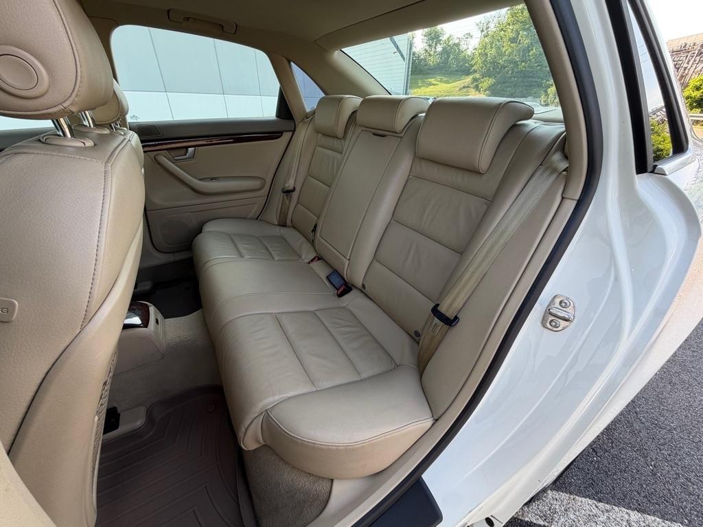 Audi A4 2.0T quattro 2006