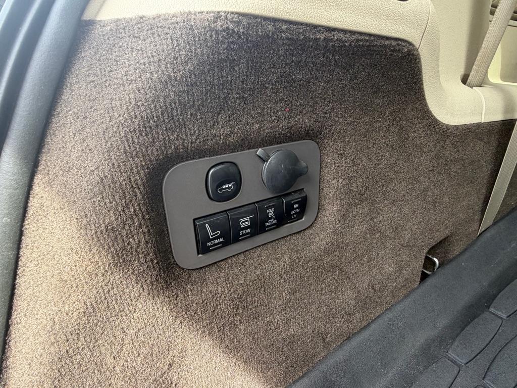Lincoln MKT 4dr Wgn 3.5L AWD EcoBoost 2013