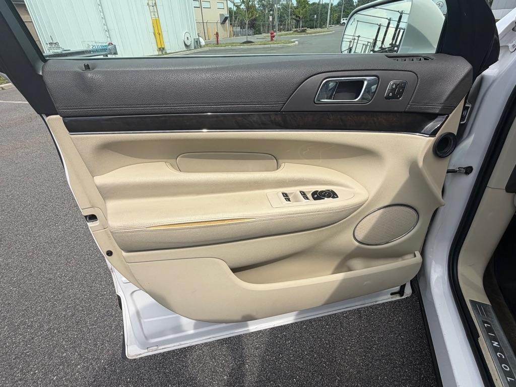 Lincoln MKT 4dr Wgn 3.5L AWD EcoBoost 2013