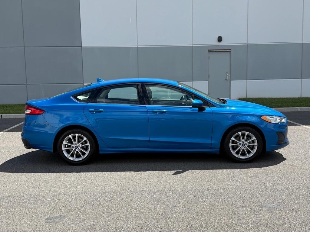 Ford Fusion SE FWD 2020
