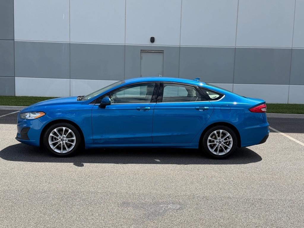 Ford Fusion SE FWD 2020