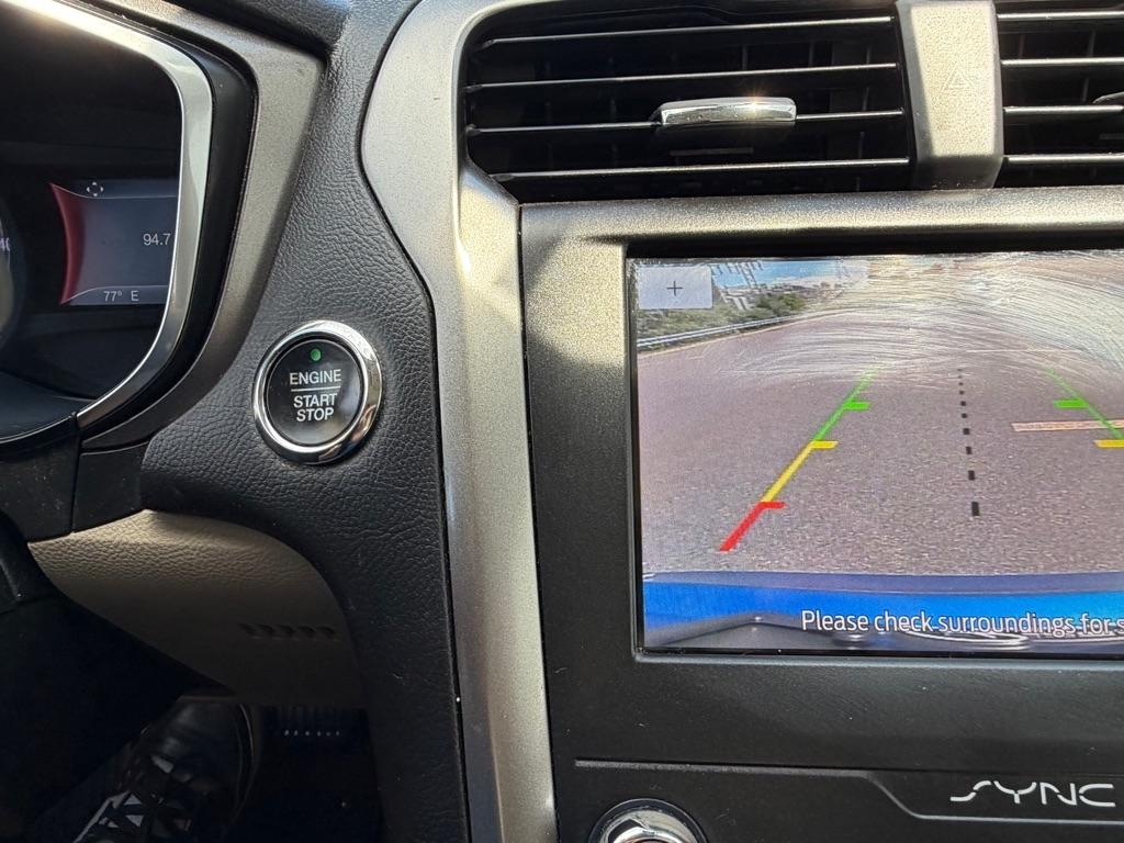 Ford Fusion SE FWD 2020