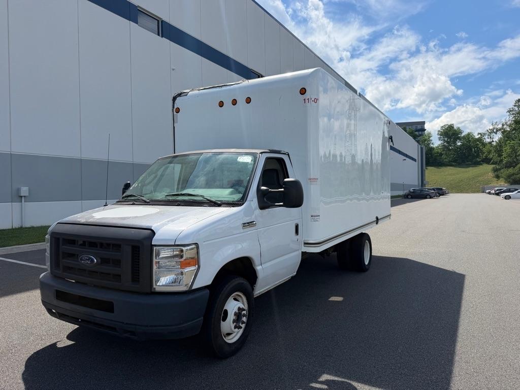Ford E-Series Cutaway  2019