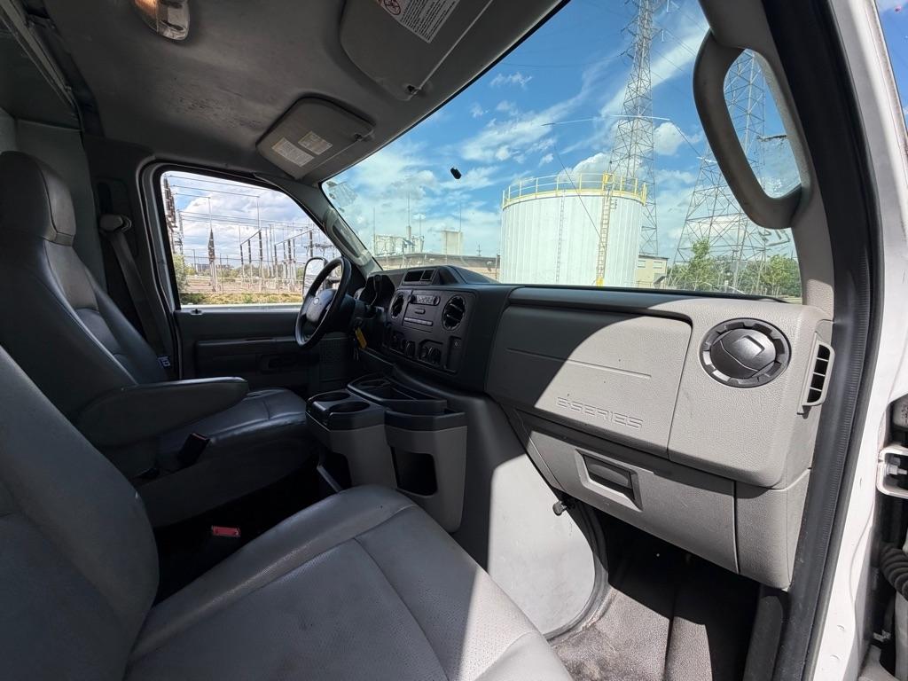 Ford E-Series Cutaway  2019