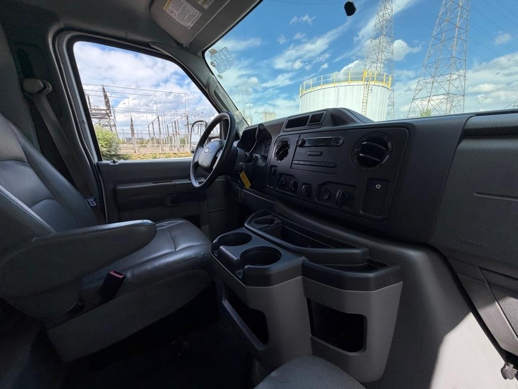 Ford E-Series Cutaway  2019