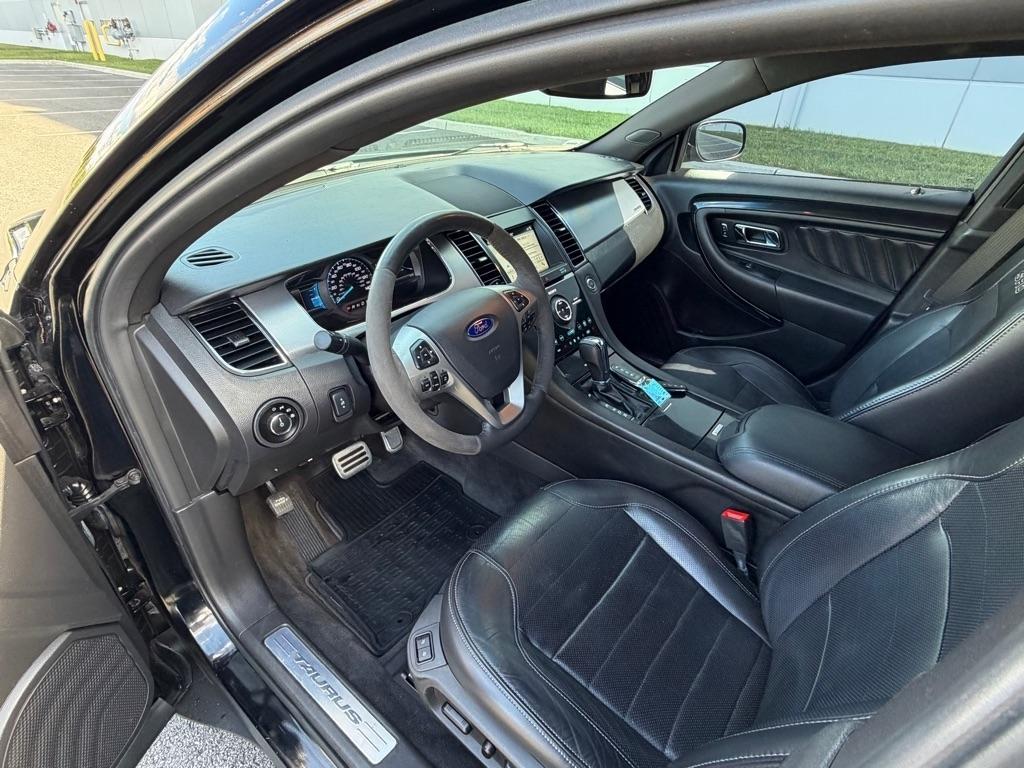 Ford Taurus SHO AWD 2018
