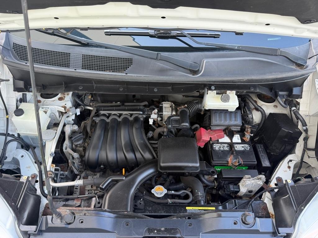 Nissan NV 200 SV Cargo Van 2017