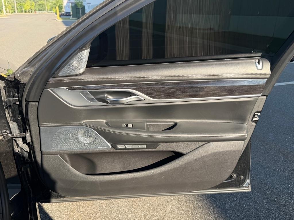 BMW 7 Series 750i xDrive Sedan 2018