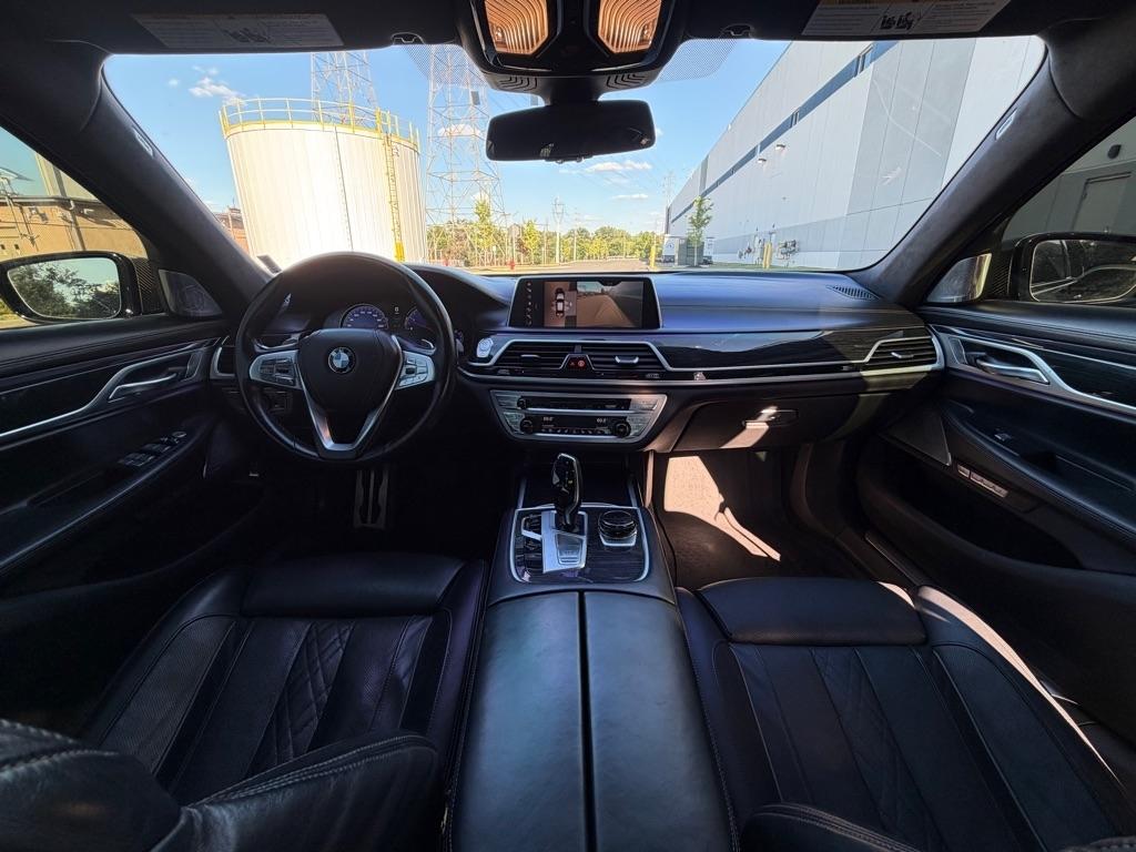 BMW 7 Series 750i xDrive Sedan 2018