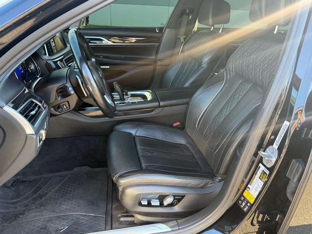 BMW 7 Series 750i xDrive Sedan 2018