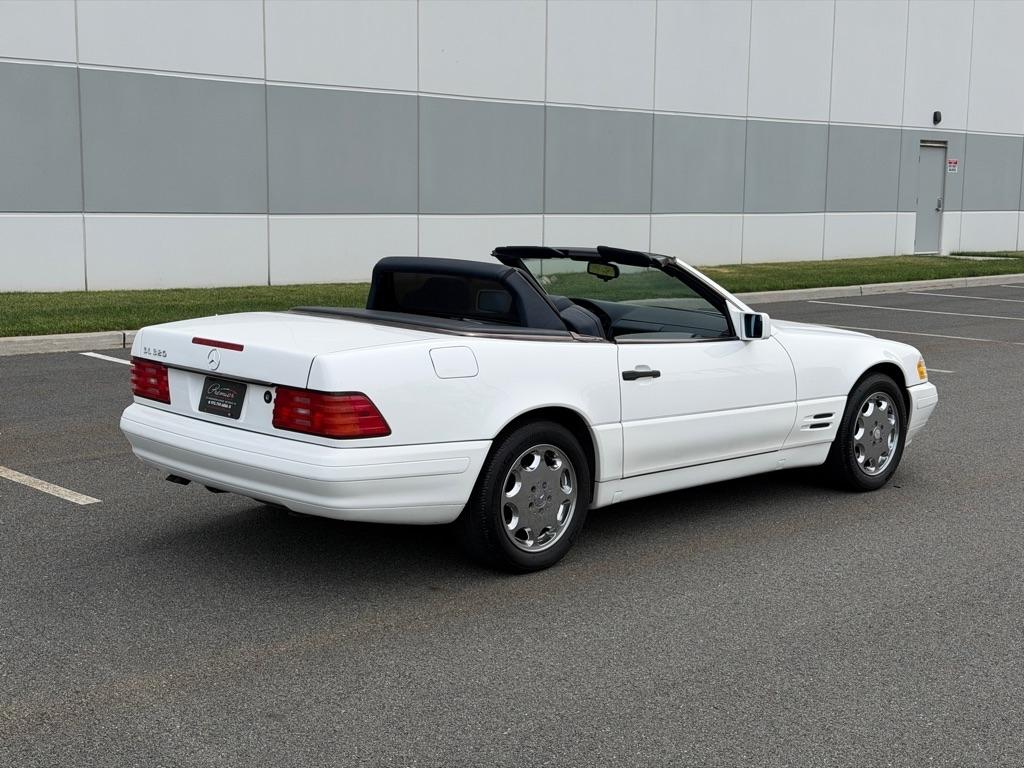 Mercedes-Benz SL Class 2dr Roadster 3.2L 1996