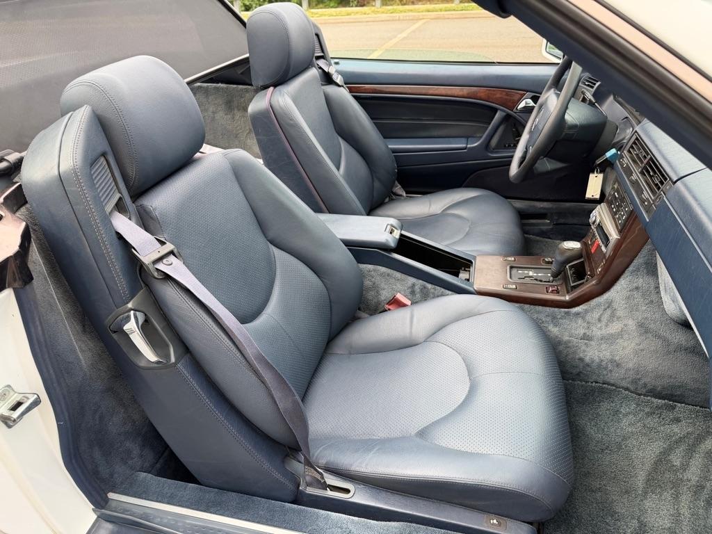 Mercedes-Benz SL Class 2dr Roadster 3.2L 1996