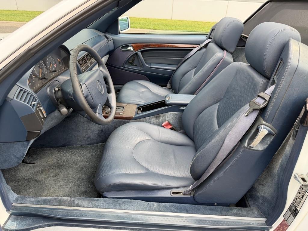 Mercedes-Benz SL Class 2dr Roadster 3.2L 1996
