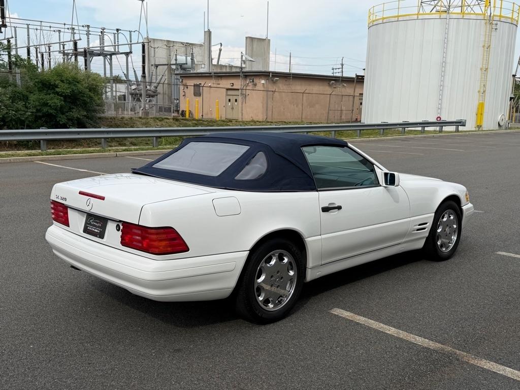 Mercedes-Benz SL Class 2dr Roadster 3.2L 1996