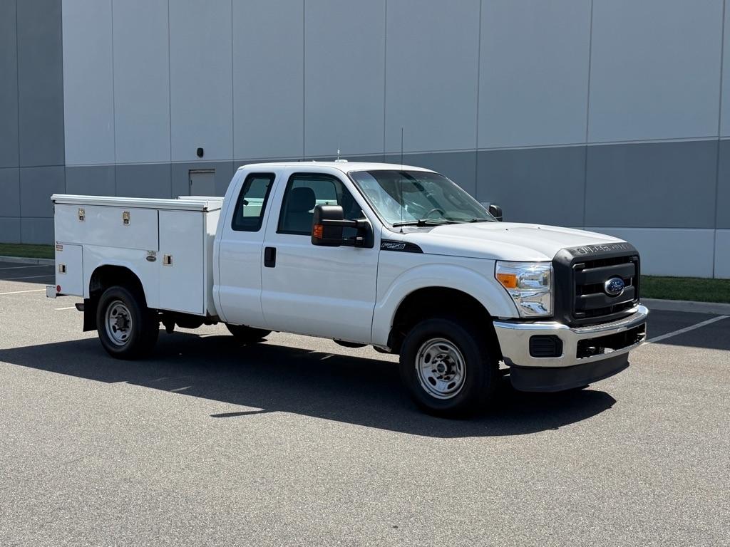 Ford Super Duty F-250 SRW  2013