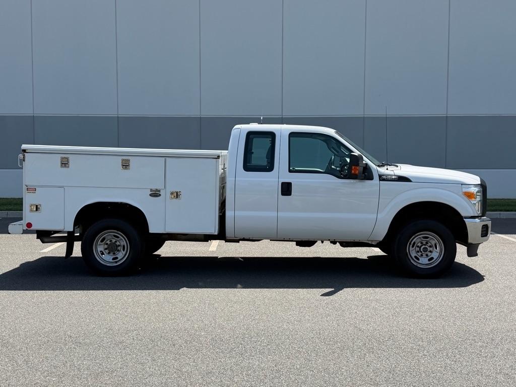 Ford Super Duty F-250 SRW  2013