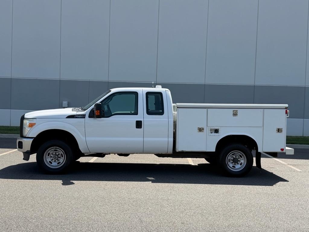 Ford Super Duty F-250 SRW  2013
