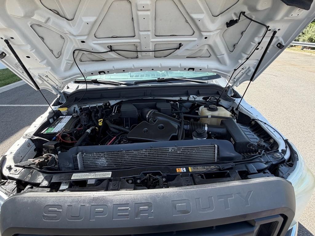Ford Super Duty F-250 SRW  2013