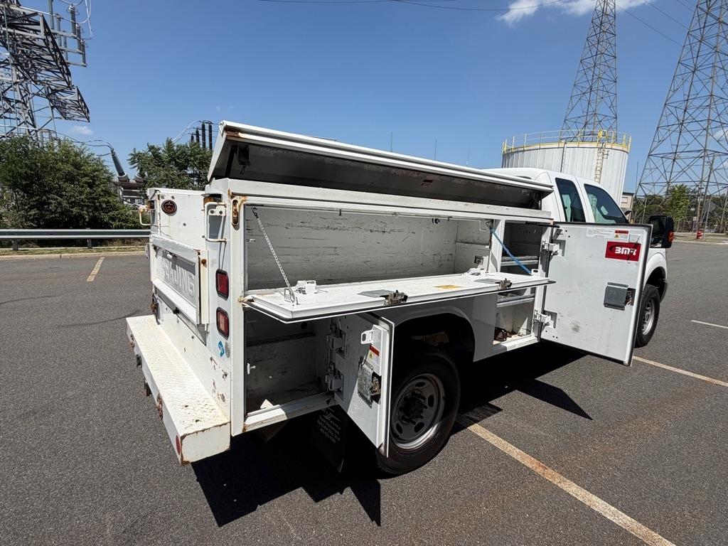 Ford Super Duty F-250 SRW  2013