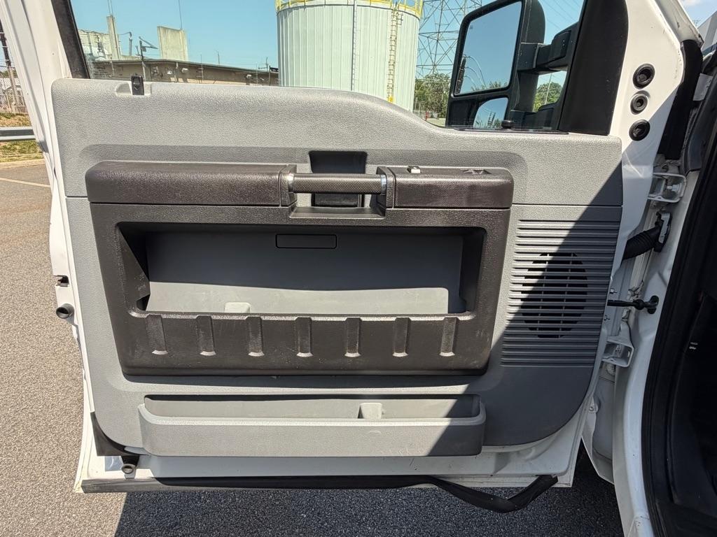 Ford Super Duty F-250 SRW  2013