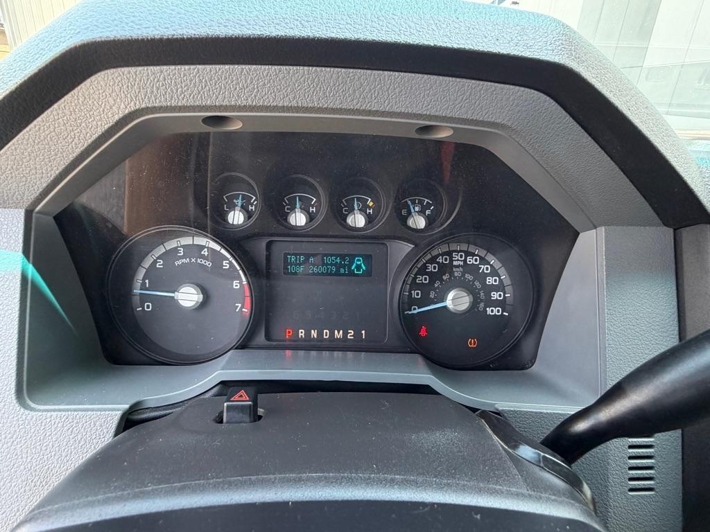 Ford Super Duty F-250 SRW  2013