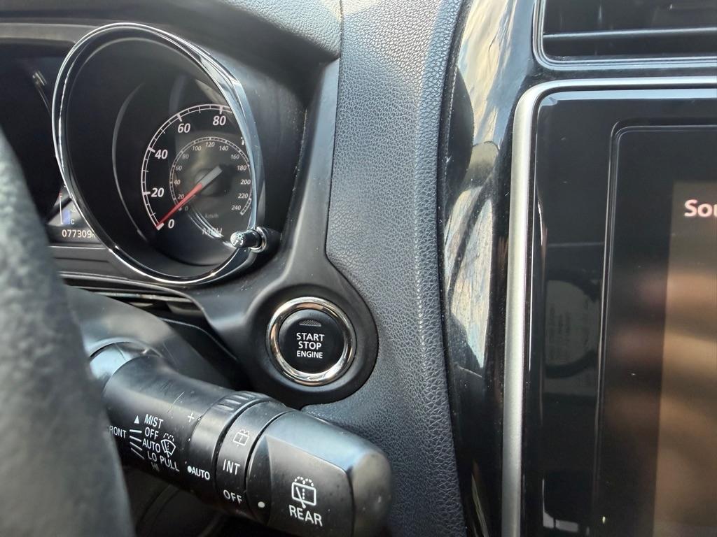Mitsubishi Outlander Sport  2021