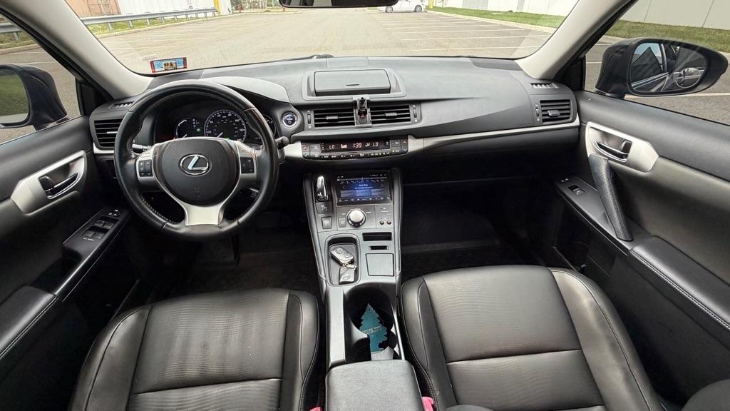 Lexus CT 200h FWD 4dr Hybrid 2012