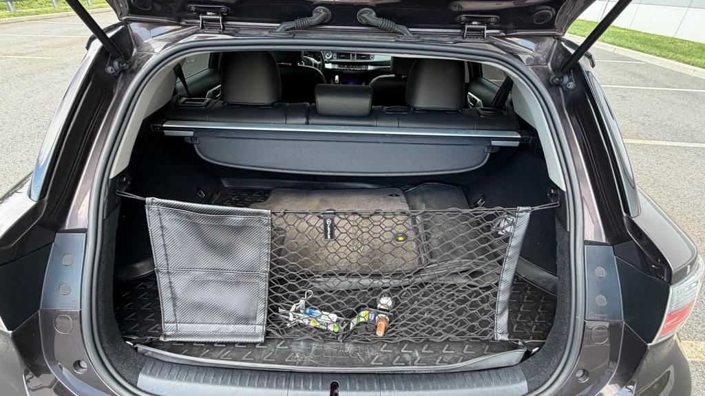 Lexus CT 200h FWD 4dr Hybrid 2012