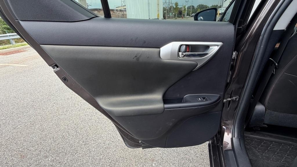 Lexus CT 200h FWD 4dr Hybrid 2012