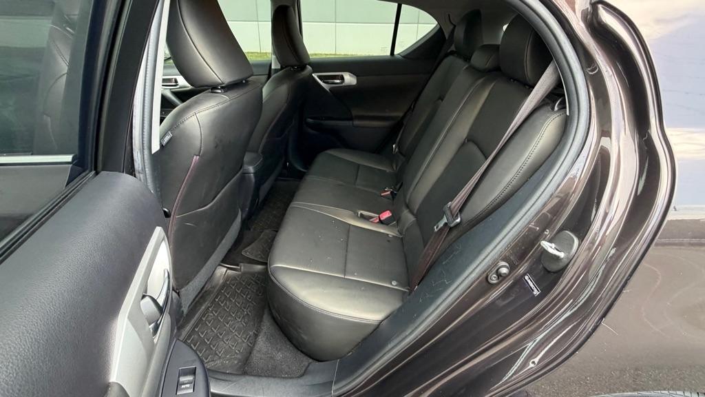 Lexus CT 200h FWD 4dr Hybrid 2012