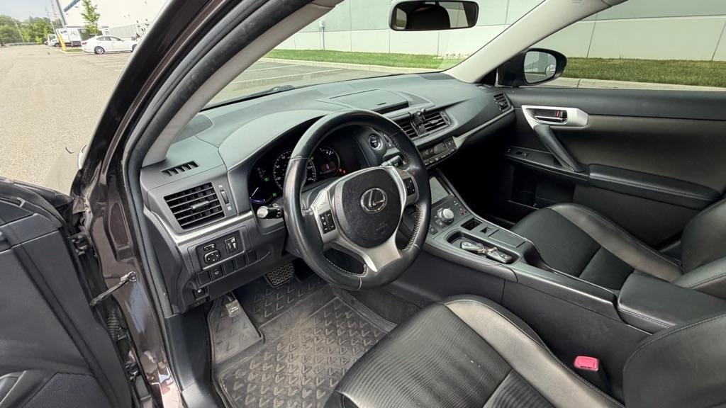 Lexus CT 200h FWD 4dr Hybrid 2012