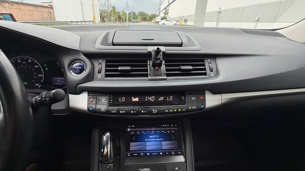 Lexus CT 200h FWD 4dr Hybrid 2012