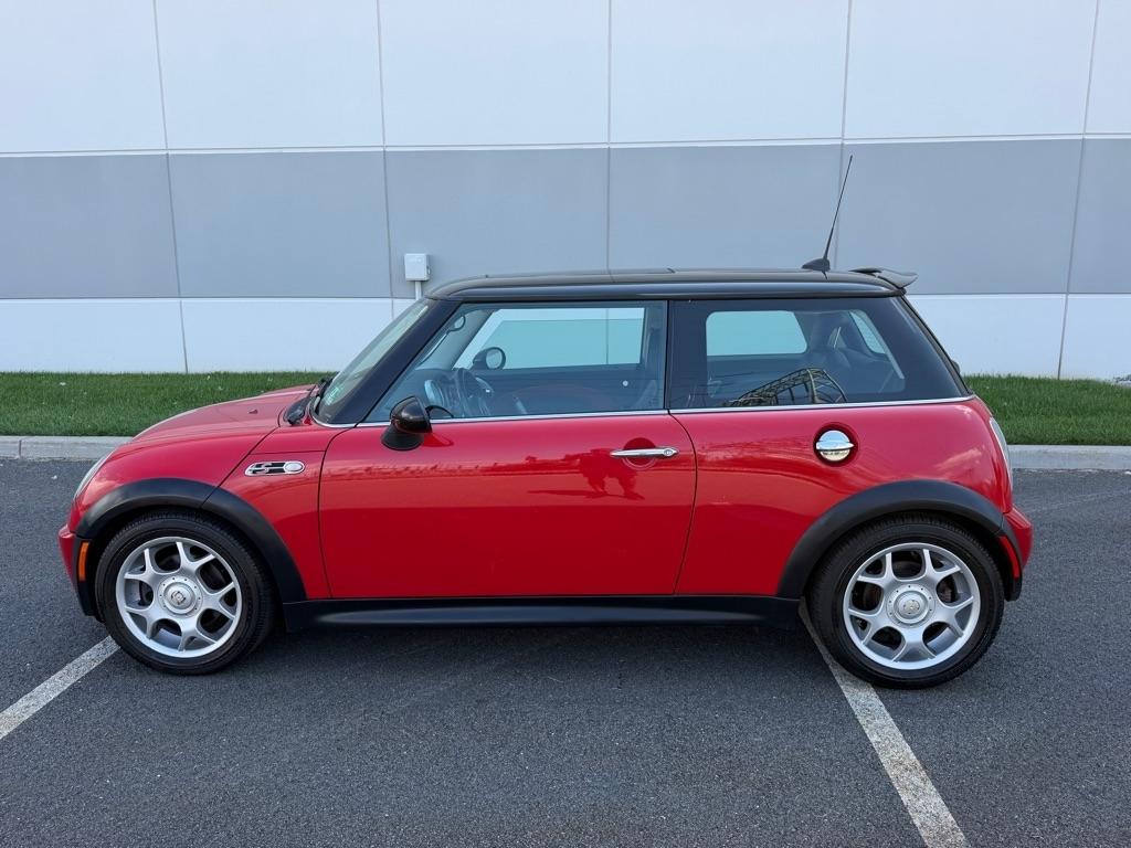 MINI Cooper Hardtop  2005