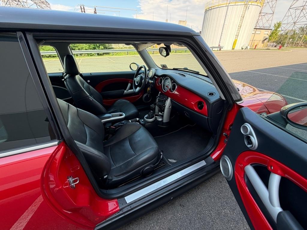 MINI Cooper Hardtop  2005