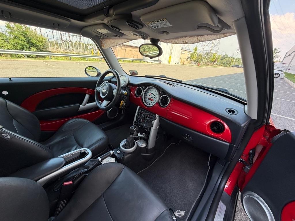 MINI Cooper Hardtop  2005