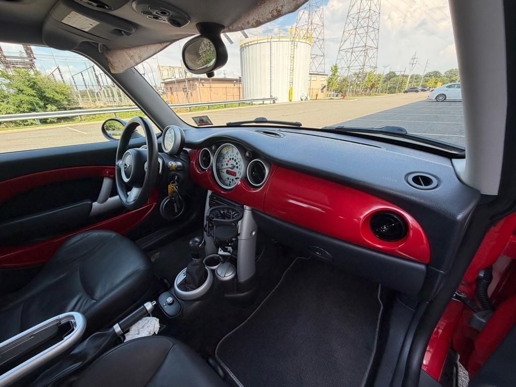 MINI Cooper Hardtop  2005