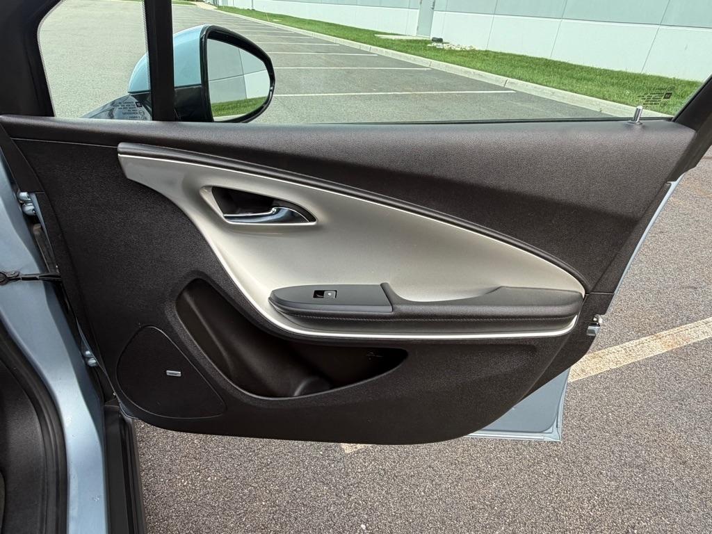 Chevrolet Volt  2014