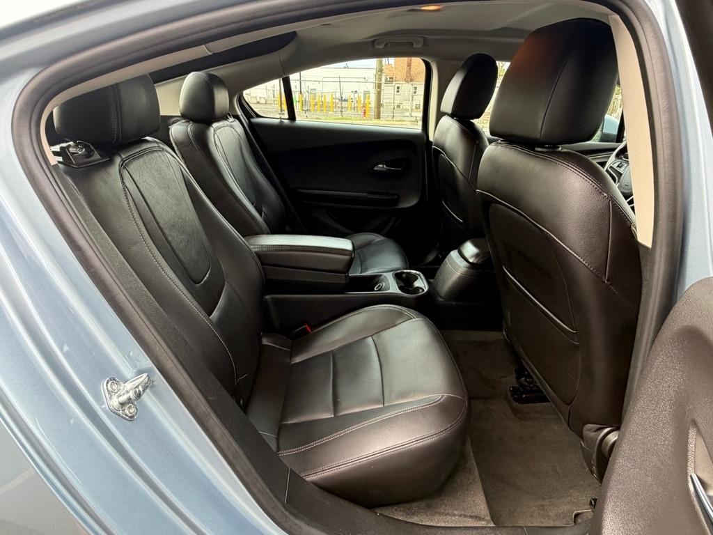 Chevrolet Volt  2014