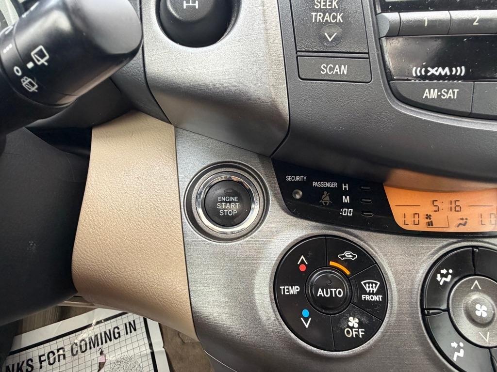 Toyota RAV4 4WD 4dr V6 5-Spd AT Ltd (Natl) 2010
