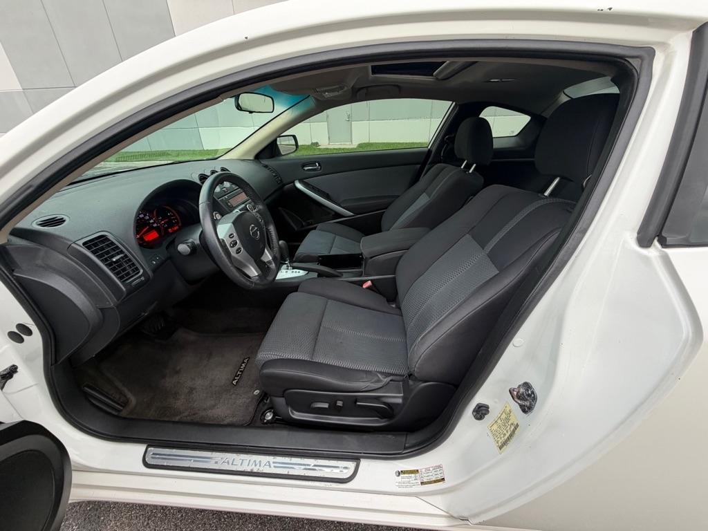 Nissan Altima 2dr Cpe I4 CVT 2.5 S 2008