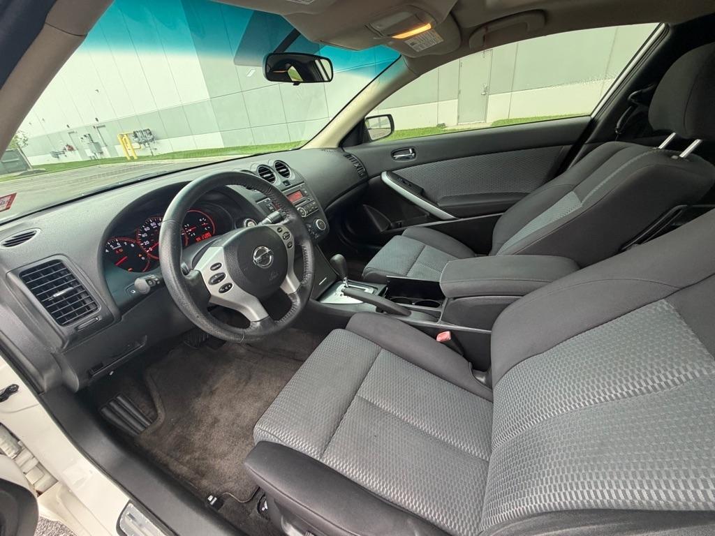 Nissan Altima 2dr Cpe I4 CVT 2.5 S 2008