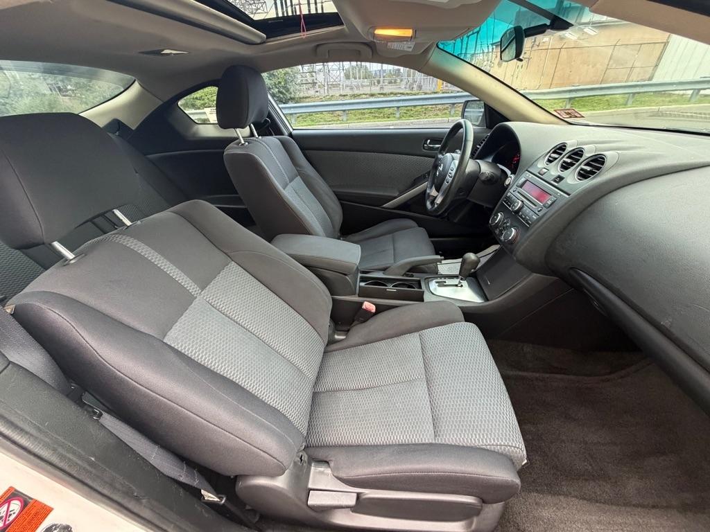 Nissan Altima 2dr Cpe I4 CVT 2.5 S 2008