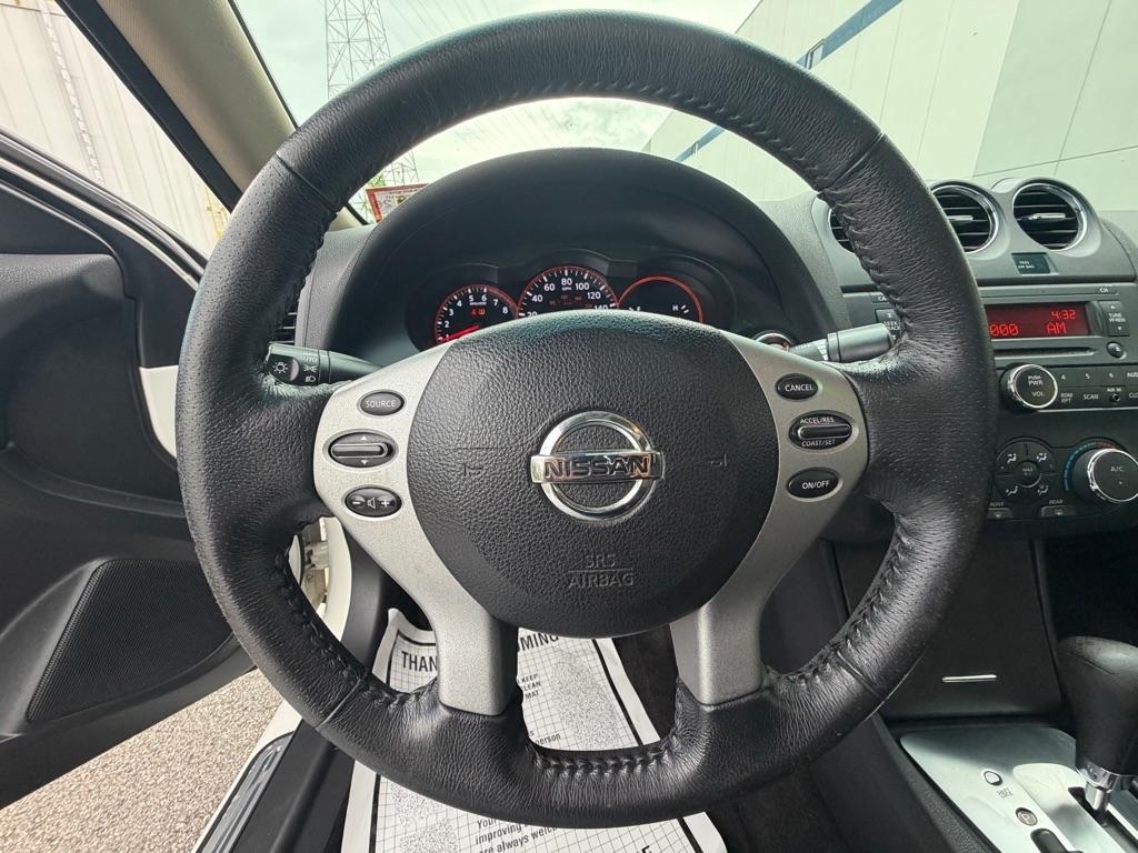 Nissan Altima 2dr Cpe I4 CVT 2.5 S 2008
