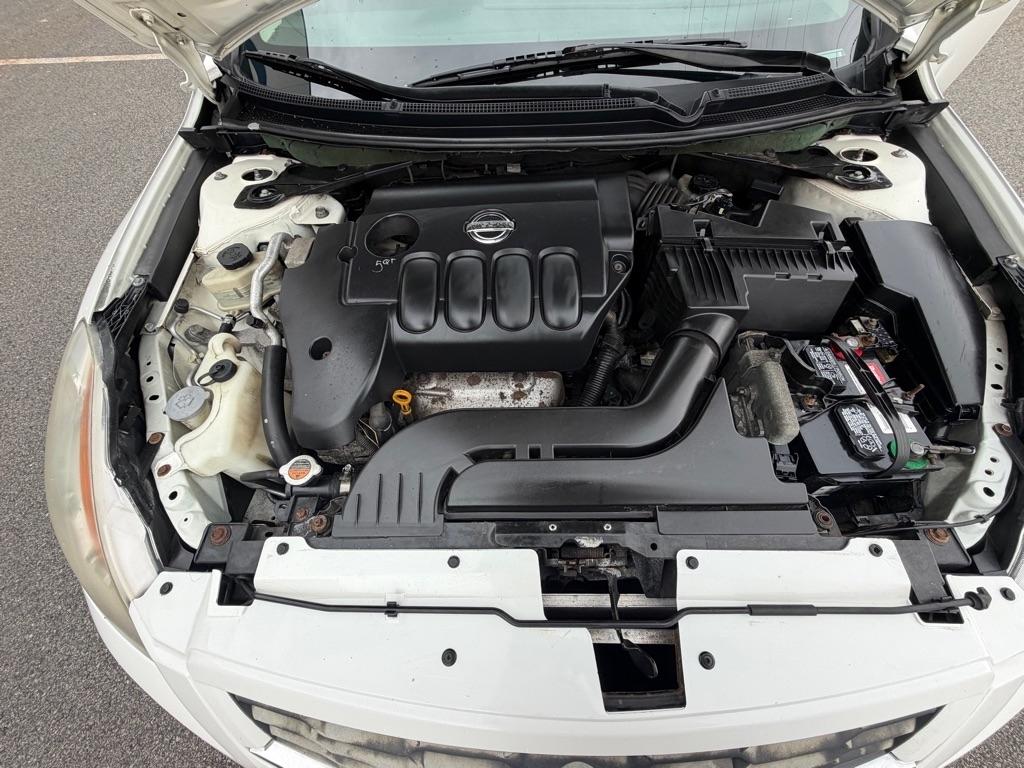 Nissan Altima 2dr Cpe I4 CVT 2.5 S 2008
